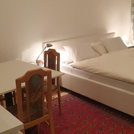 וינה Weisses Appartement מראה חיצוני תמונה