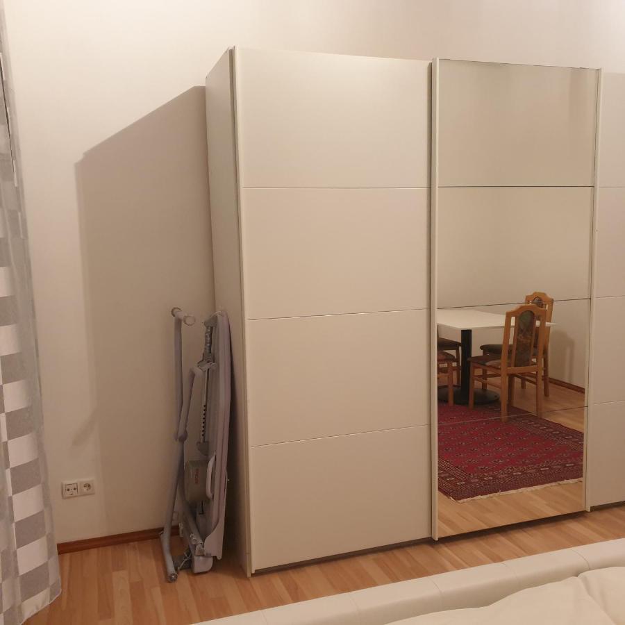 וינה Weisses Appartement מראה חיצוני תמונה